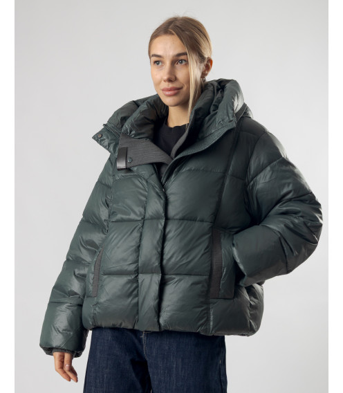Пуховик женский короткий в зеленом оттенке Towmy К1010-1