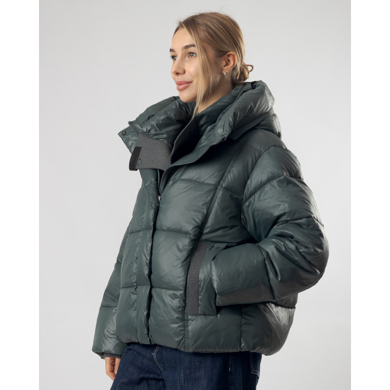 Пуховик женский короткий в зеленом оттенке Towmy К1010-1