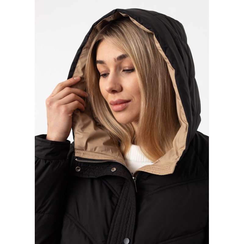 Куртка женская черная демисезонная с капюшоном Vivi lona К844