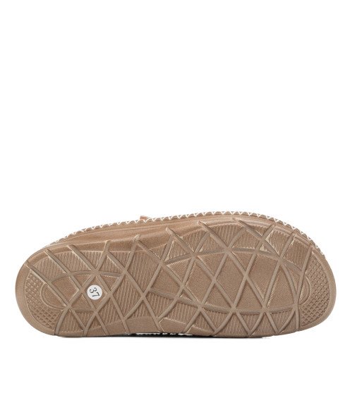 Шлепанцы женские белые с перфорацией Meegocomfort 1482Л