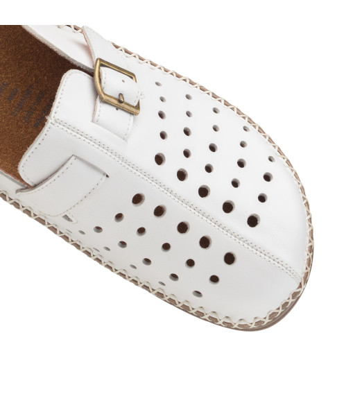 Шлепанцы женские белые с перфорацией Meegocomfort 1482Л