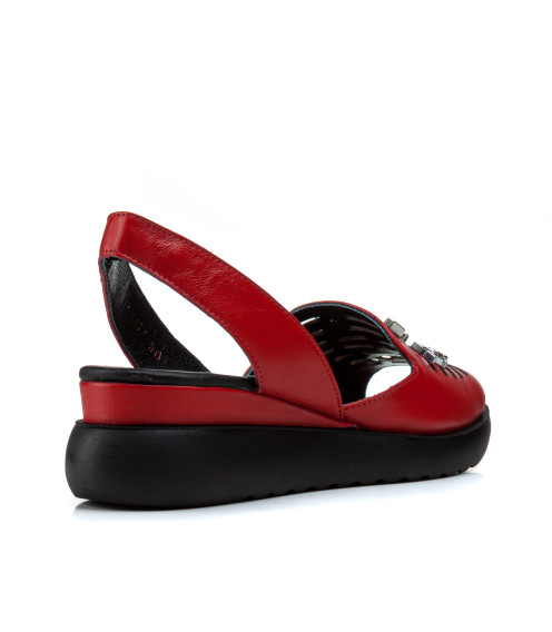 Босоножки женские кожаные красные на платформе Aquamarin 1292ЛZ
