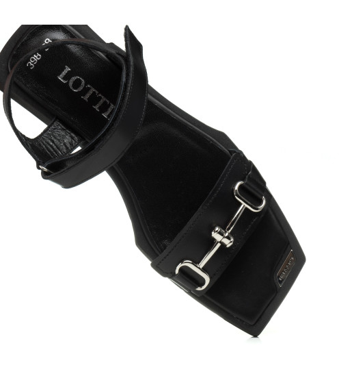Босоножки женские кожаные на низьком ходу Lottini 1348ЛZ