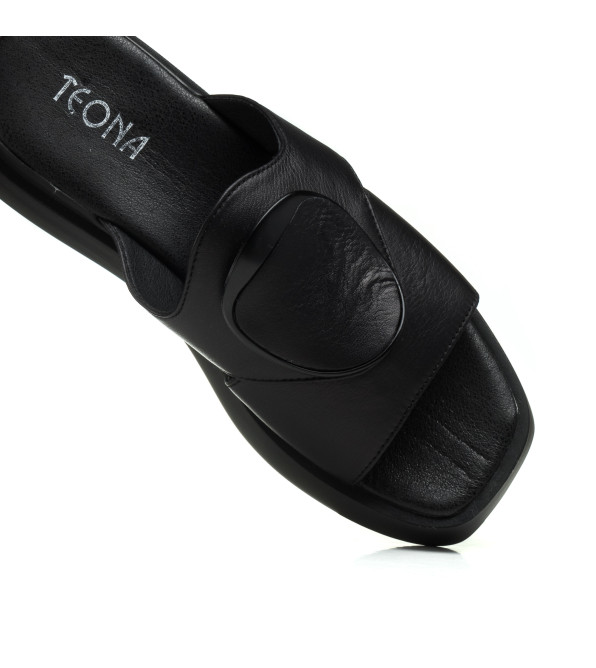 Шльопанці шкіряні чорні на  платформі Teona 1438ЛZ