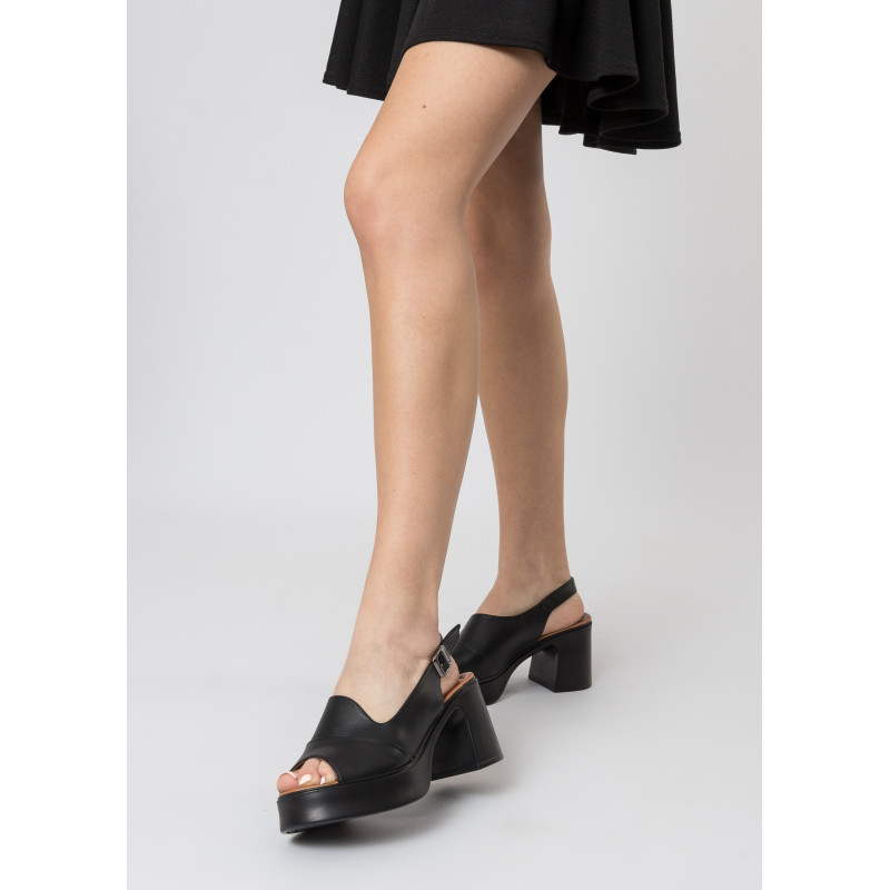 Босоножки женские кожаные черные на стойком каблуке Guero 1526ЛZ