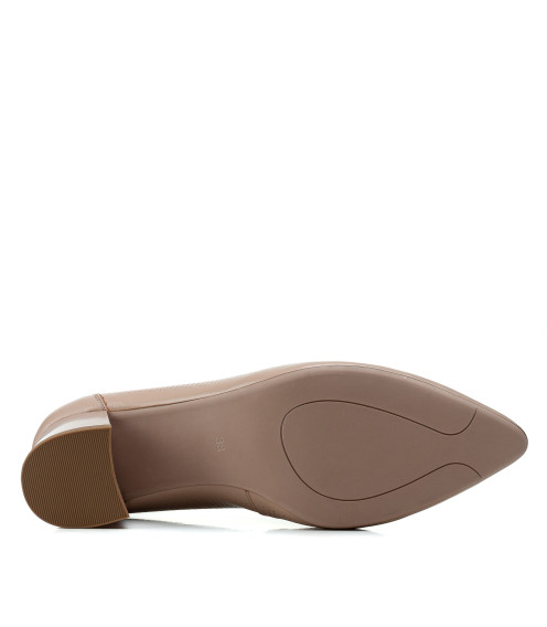 Туфли женские кожаные бежевые на толстом каблуке 1649Т