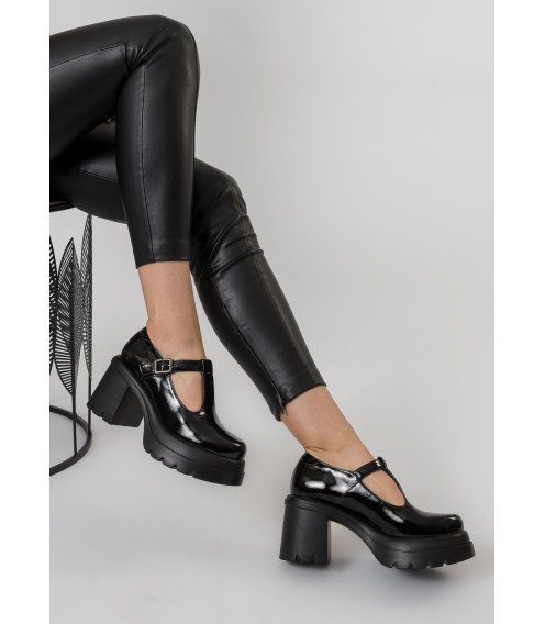 Туфли женские черные лакированые Melanda 2283Т-А