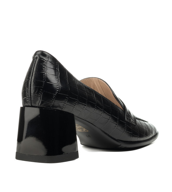Туфлі-лофери жіночі чорні фактурні шкіряні Lady marcia 2374Т