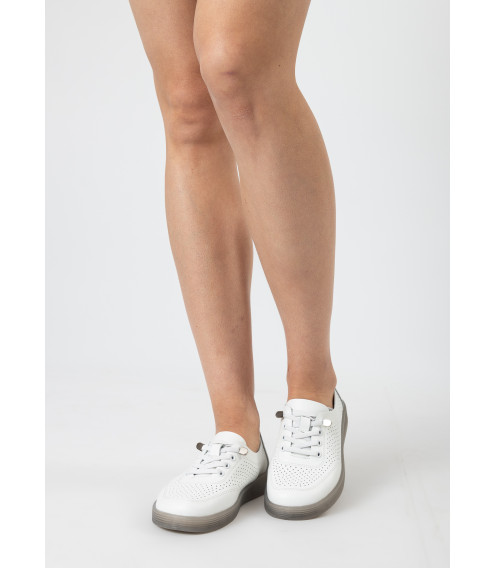 Туфли женские белые кожаные летные Comfort Wow 2499Т-А