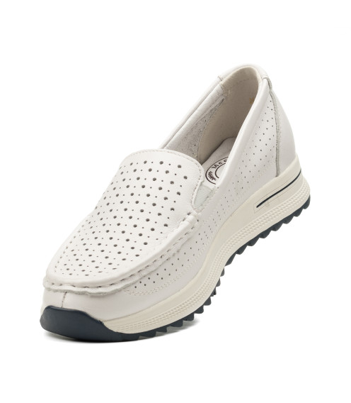 Туфли женские кожаные белые с пефорацией Meegocomfort 2501Т