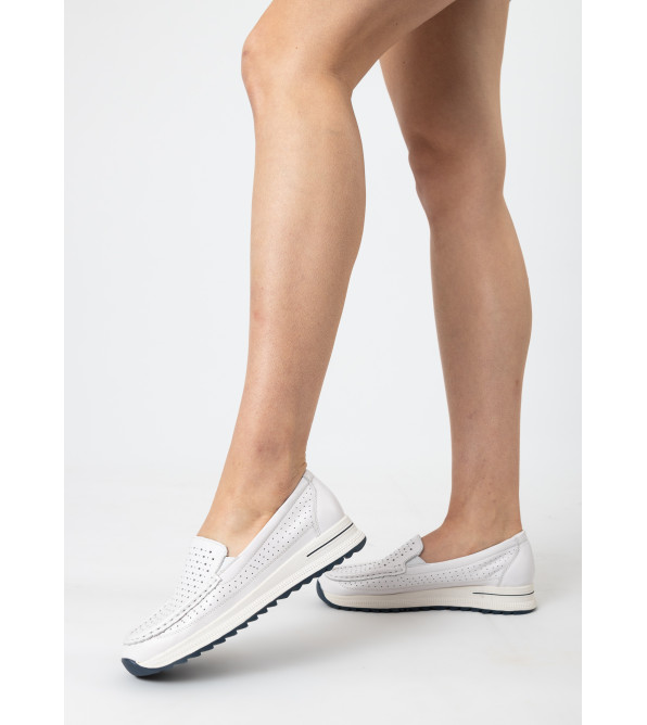 Туфли женские кожаные белые с пефорацией Meegocomfort 2501Т