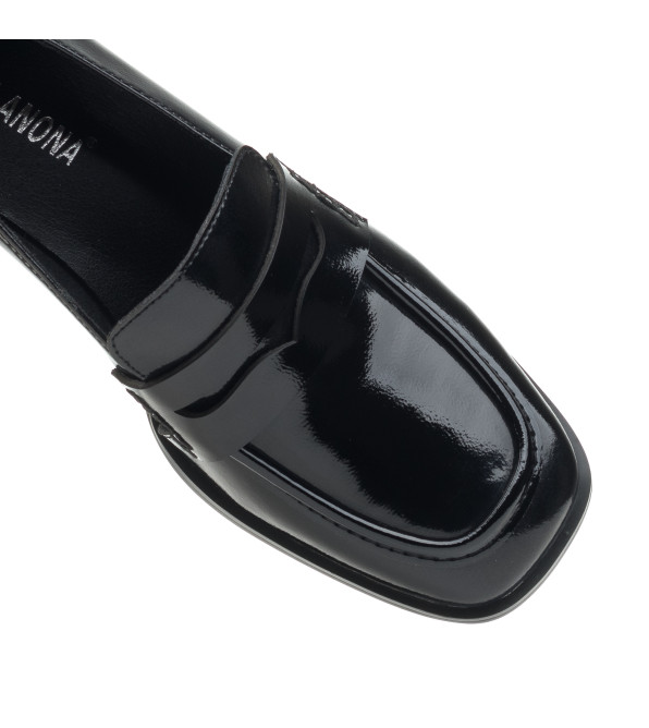 Туфлі жіночі лаковані чорні Mode Anona 2608Т