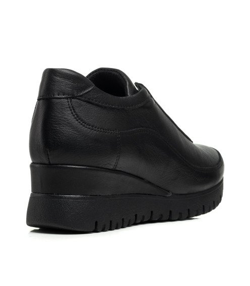 Туфли женские черные кожаные на резинках Mamammia 1020ТZ