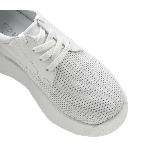 Кеди жіночі білі шкіряні з перфорацією Heya Shoe 1048ТZ