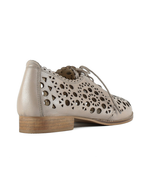 Женские оксфорды кожаные бежевые на низком каблуке Evromoda 649ТZ-А