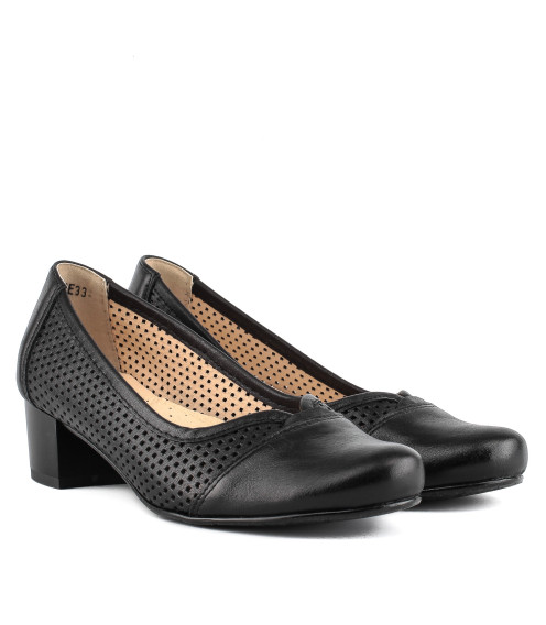 Туфли женские кожаные черные  на низком каблуке Korzeniowski 1101ТП