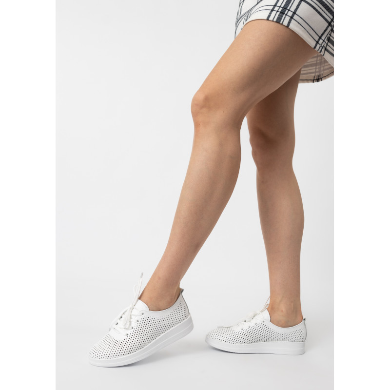 Туфли женские кожаные белые со сквозной перфорацией Marigo 1207ТП