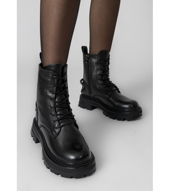 Черевики зимові жіночі шкіряні чорні з декором на п`ятці Kamani 1623Ц