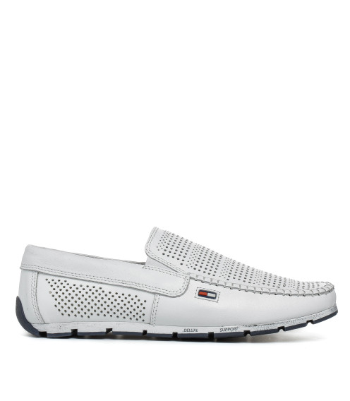 Мокасины мужские кожаные белые DanShoes в дырочки на белой подошве 2479