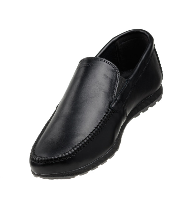 Мокасини чоловічі шкіряні чорні Maxusshoes 2625